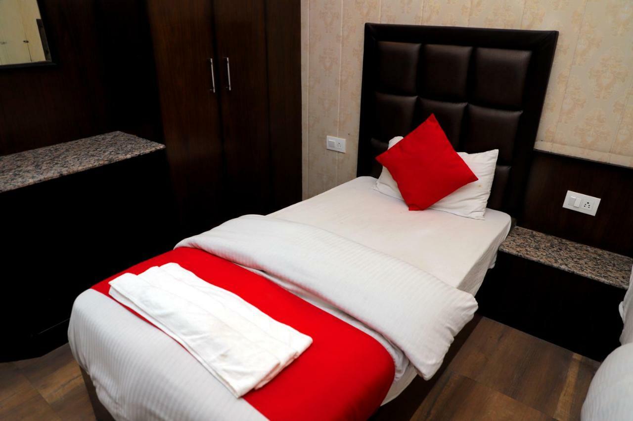 Hotel Sk International Рішикеш Екстер'єр фото
