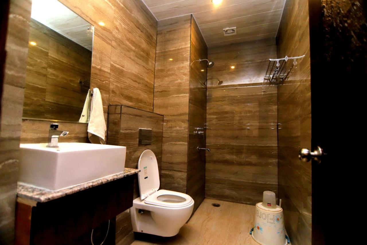 Hotel Sk International Рішикеш Екстер'єр фото