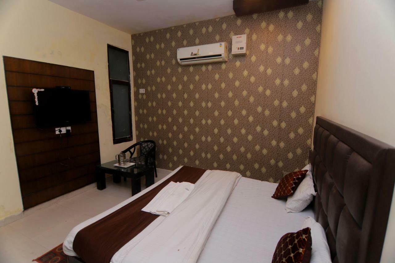Hotel Sk International Рішикеш Екстер'єр фото